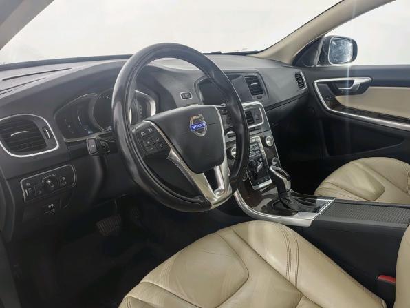 Volvo S60 II Рестайлинг с пробегом 2014 года, цена 1 299 000 рублей, 212375 км, седан, Автокод Объявления