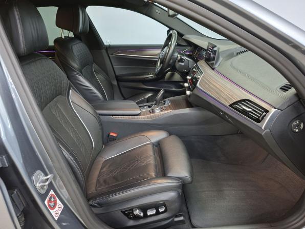 BMW 5 серии VII (G30/G31/G38) с пробегом 2017 года, цена 3 870 000 рублей, 169948 км, седан, Автокод Объявления