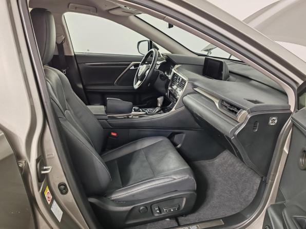 Lexus RX IV с пробегом 2018 года, цена 3 999 000 рублей, 80392 км, внедорожник, Автокод Объявления