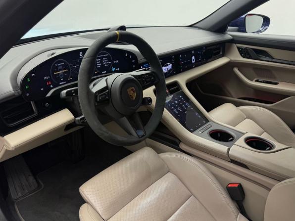 Porsche Taycan I с пробегом 2020 года, цена 7 449 000 рублей, 38001 км, седан, Автокод Объявления