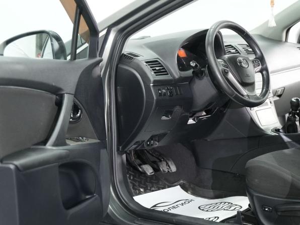 Toyota Avensis III с пробегом 2009 года, цена 920 000 рублей, 203680 км, седан, Автокод Объявления