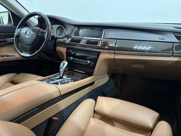 BMW 7 серии V (F01/F02/F04) Рестайлинг с пробегом 2012 года, цена 2 430 000 рублей, 196108 км, седан, Автокод Объявления