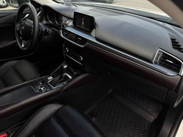 Mazda 6 III (GJ) Рестайлинг с пробегом 2016 года, цена 1 640 500 рублей, 232198 км, седан, Автокод Объявления