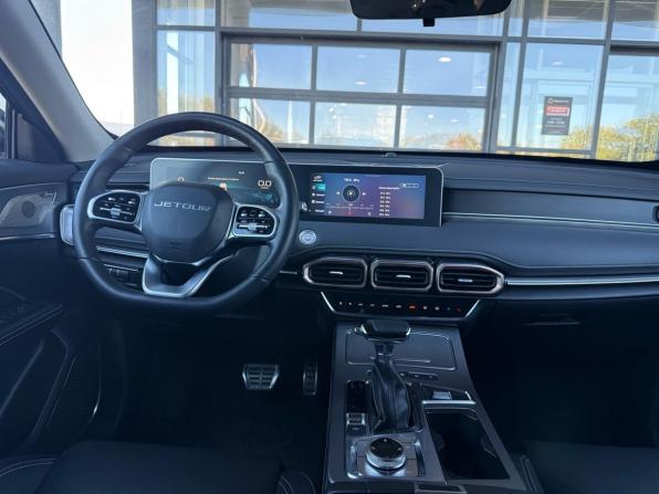 JETOUR X70+ I Рестайлинг с пробегом 2023 года, цена 2 160 000 рублей, 47991 км, внедорожник, Автокод Объявления