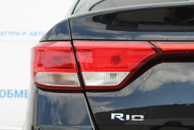 Kia Rio IV с пробегом 2019 года, цена 1 370 000 рублей, 111000 км, седан, Автокод Объявления