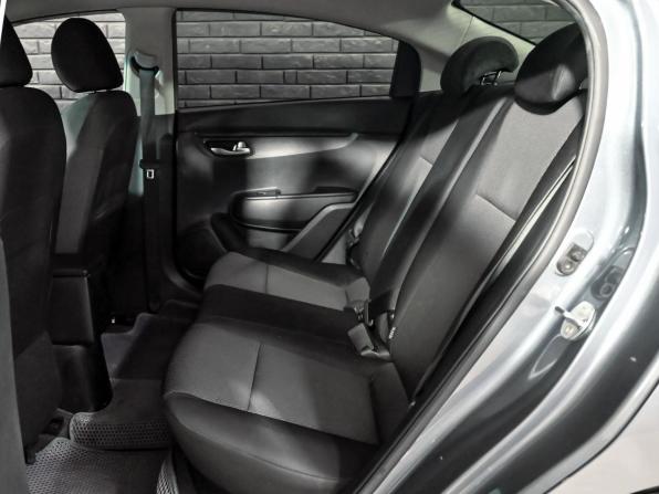 Kia Rio IV Рестайлинг с пробегом 2020 года, цена 1 500 000 рублей, 99301 км, седан, Автокод Объявления