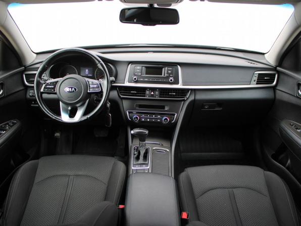 Kia Optima IV Рестайлинг с пробегом 2018 года, цена 2 059 000 рублей, 81644 км, седан, Автокод Объявления