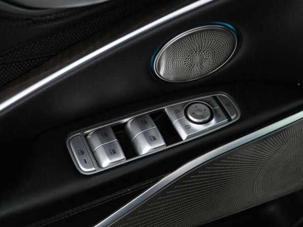 Kia K900 II с пробегом 2019 года, цена 2 549 000 рублей, 187500 км, седан, Автокод Объявления