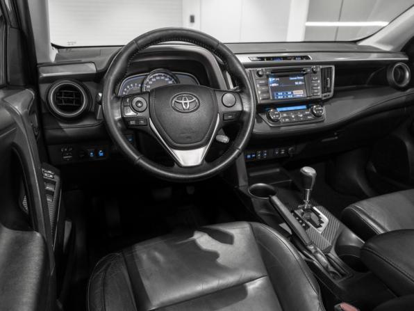 Toyota RAV4 IV (XA40) с пробегом 2013 года, цена 1 945 000 рублей, 133538 км, внедорожник, Автокод Объявления