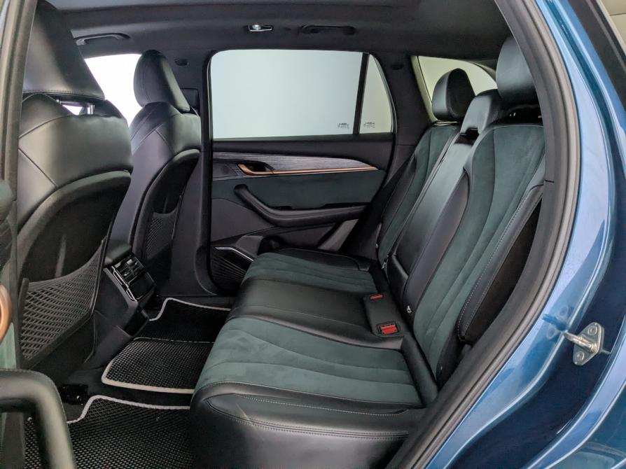 Geely Monjaro I Москва  - изображение 11