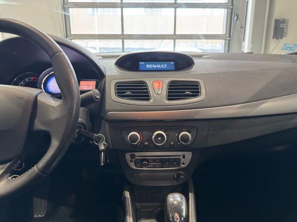 Renault Fluence I Рестайлинг с пробегом 2014 года, цена 659 000 рублей, 229925 км, седан, Автокод Объявления