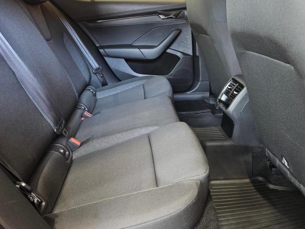 Skoda Octavia IV (A8) с пробегом 2020 года, цена 2 370 000 рублей, 67221 км, лифтбек, Автокод Объявления