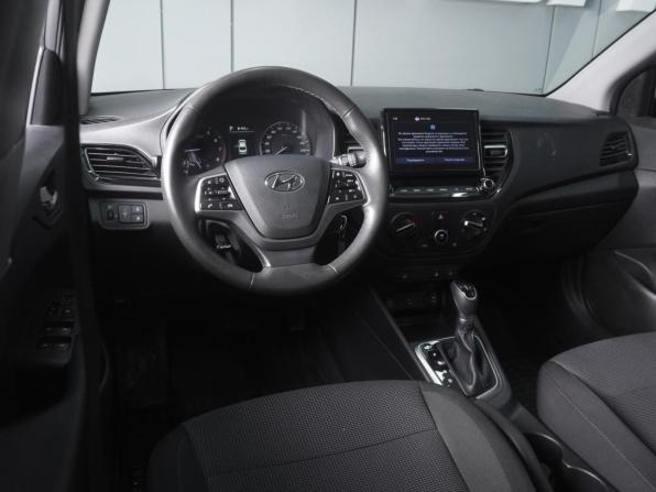 Hyundai Solaris II Рестайлинг с пробегом 2021 года, цена 1 490 000 рублей, 45801 км, седан, Автокод Объявления