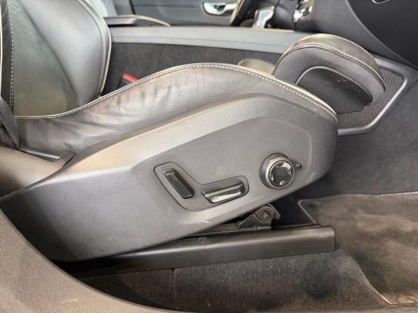 Volvo XC60 II с пробегом 2019 года, цена 4 080 000 рублей, 108849 км, внедорожник, Автокод Объявления