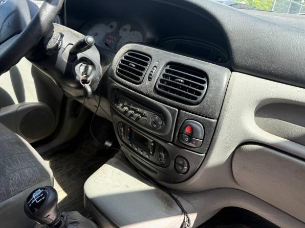 Renault Scenic I Рестайлинг с пробегом 2003 года, цена 399 000 рублей, 172337 км, компактвэн, Автокод Объявления
