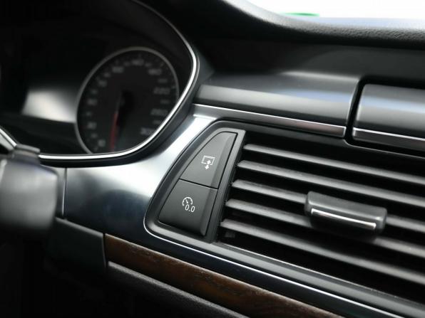 Audi A6 IV (C7) с пробегом 2013 года, цена 1 809 900 рублей, 166800 км, седан, Автокод Объявления