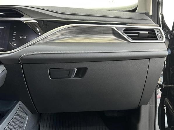 Geely Atlas Pro с пробегом 2023 года, цена 2 300 000 рублей, 36453 км, внедорожник, Автокод Объявления