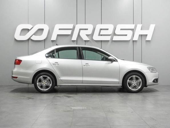 Volkswagen Jetta VI с пробегом 2013 года, цена 929 000 рублей, 176267 км, седан, Автокод Объявления