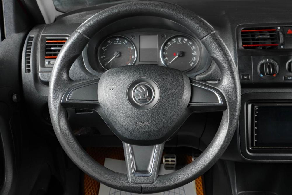 Skoda Fabia II Рестайлинг Тюмень  - изображение 14