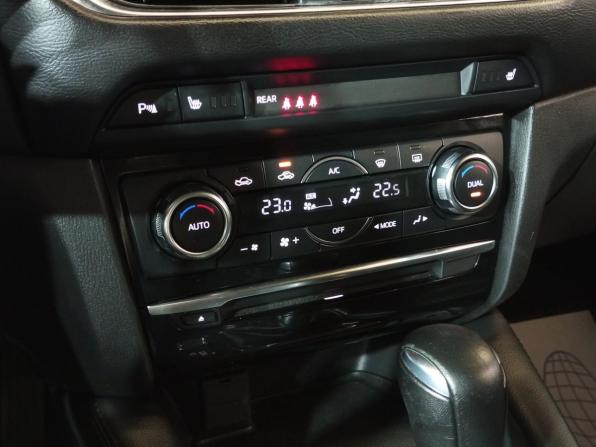 Mazda 6 III (GJ) Рестайлинг с пробегом 2015 года, цена 1 880 000 рублей, 136876 км, седан, Автокод Объявления