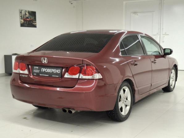 Honda Civic VIII Рестайлинг с пробегом 2011 года, цена 640 000 рублей, 197862 км, седан, Автокод Объявления