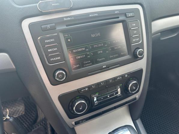 Skoda Octavia II (A5) Рестайлинг с пробегом 2012 года, цена 899 000 рублей, 218141 км, лифтбек, Автокод Объявления