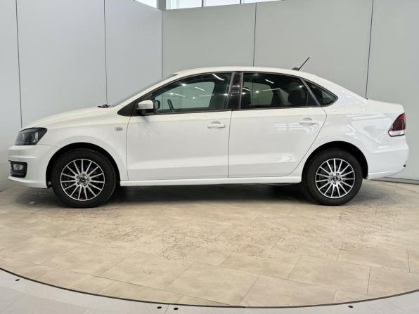 Volkswagen Polo V Рестайлинг с пробегом 2018 года, цена 1 270 000 рублей, 94699 км, седан, Автокод Объявления