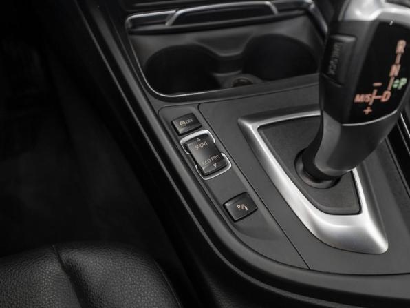 BMW 3 серии VI (F3x) Рестайлинг с пробегом 2017 года, цена 1 980 000 рублей, 148296 км, седан, Автокод Объявления