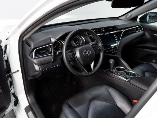 Toyota Camry VIII (XV70) с пробегом 2018 года, цена 2 799 000 рублей, 90022 км, седан, Автокод Объявления