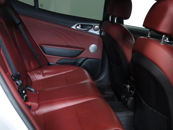 Kia Stinger I Рестайлинг с пробегом 2021 года, цена 3 350 000 рублей, 70000 км, лифтбек, Автокод Объявления
