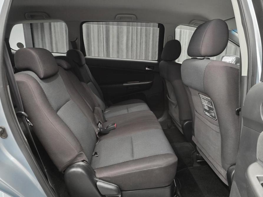 Toyota Wish I Красноярск  - изображение 14
