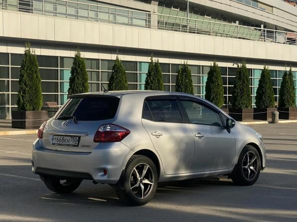 Toyota Auris I Рестайлинг с пробегом 2011 года, цена 895 000 рублей, 118300 км, хэтчбек, Автокод Объявления