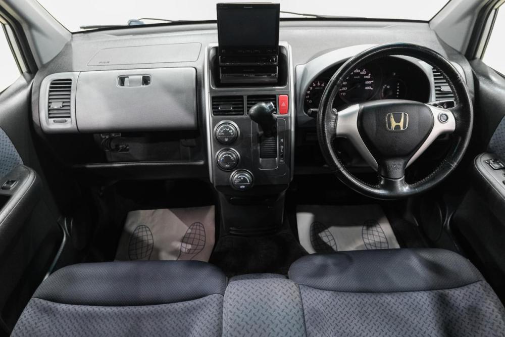 Honda Mobilio Spike I Рестайлинг Новокузнецк  - изображение 14