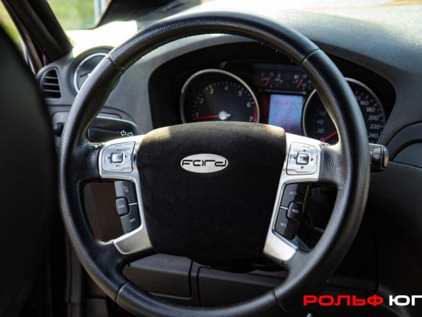 Ford S-MAX I с пробегом 2006 года, цена 568 000 рублей, 263960 км, минивэн, Автокод Объявления