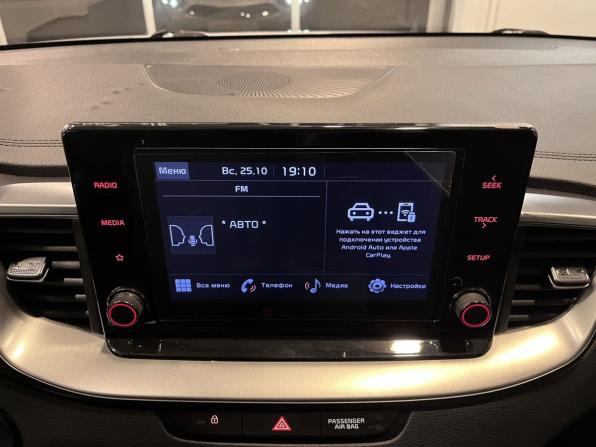 Kia Ceed III Рестайлинг с пробегом 2022 года, цена 2 383 000 рублей, 77739 км, универсал, Автокод Объявления