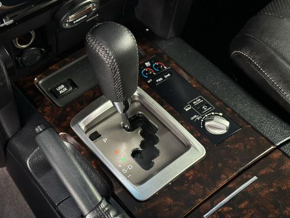 Toyota Land Cruiser 200 Series с пробегом 2012 года, цена 2 990 000 рублей, 267781 км, внедорожник, Автокод Объявления