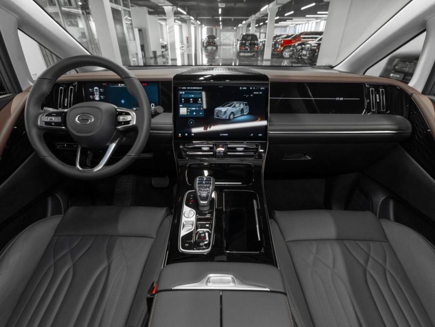 GAC Trumpchi M8 II Москва  - изображение 10