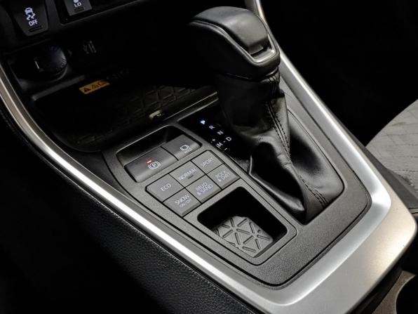 Toyota RAV4 V (XA50) с пробегом 2025 года, цена 4 300 000 рублей, 4771 км, внедорожник, Автокод Объявления