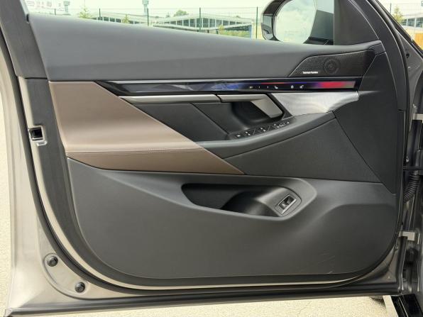 BMW 5 серии VIII (G60/G61/G68) с пробегом 2025 года, цена 7 850 000 рублей, 25000 км, седан, Автокод Объявления