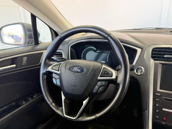 Ford Mondeo V с пробегом 2017 года, цена 1 699 000 рублей, 161907 км, седан, Автокод Объявления