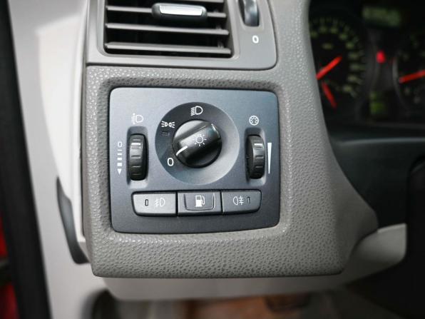 Volvo S40 II Рестайлинг с пробегом 2007 года, цена 799 900 рублей, 181000 км, седан, Автокод Объявления
