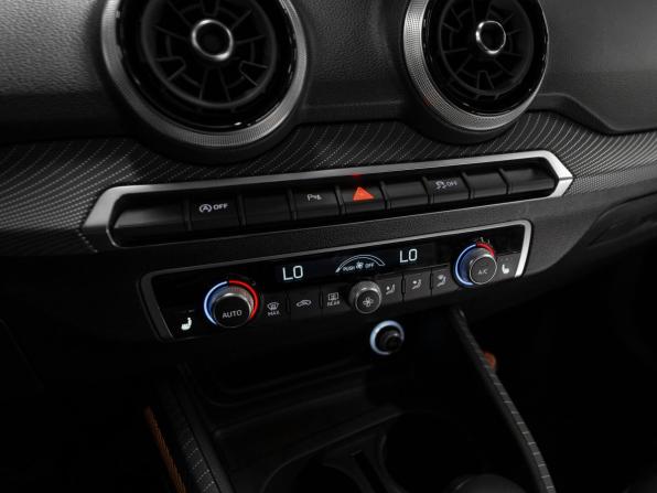 Audi Q2 I Рестайлинг с пробегом 2026 года, цена 3 750 000 рублей, 50 км, внедорожник, Автокод Объявления