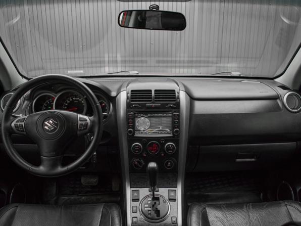 Suzuki Grand Vitara II Рестайлинг с пробегом 2011 года, цена 1 300 000 рублей, 237618 км, внедорожник, Автокод Объявления