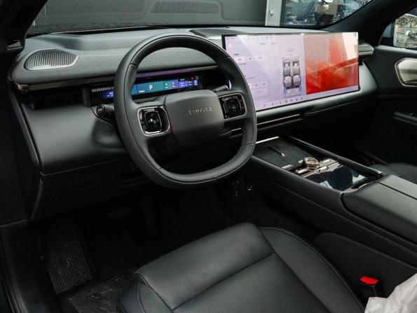 Lynk &amp; Co 900 с пробегом 2026 года, цена 8 099 000 рублей, 60 км, внедорожник, Автокод Объявления