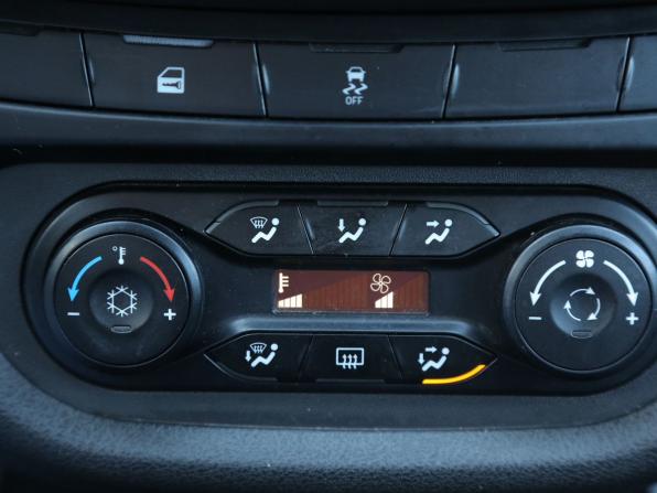 Lada (ВАЗ) Vesta I с пробегом 2017 года, цена 655 000 рублей, 90400 км, седан, Автокод Объявления