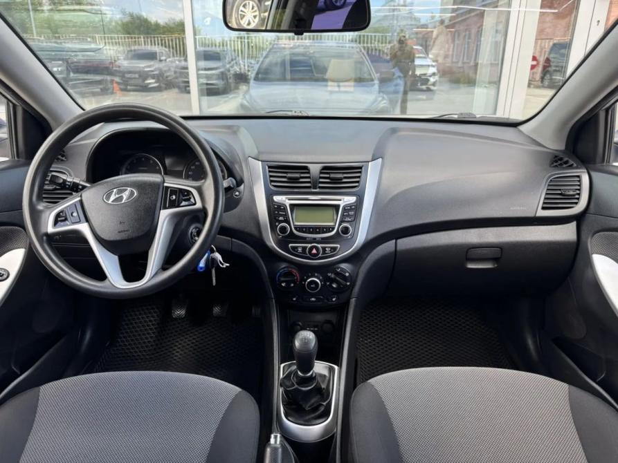 Hyundai Solaris I Новосибирск  - изображение 9