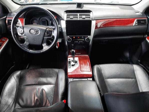 Toyota Camry VII (XV50) с пробегом 2013 года, цена 1 439 000 рублей, 235050 км, седан, Автокод Объявления