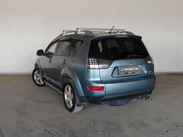 Mitsubishi Outlander II с пробегом 2008 года, цена 770 000 рублей, 255901 км, внедорожник, Автокод Объявления