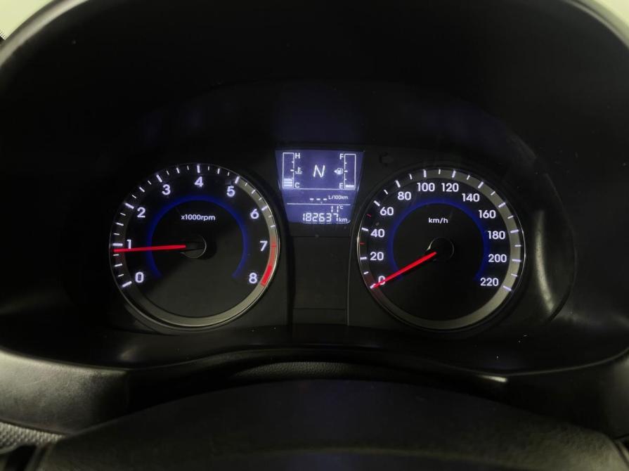 Hyundai Solaris I Рестайлинг Воронеж  - изображение 17