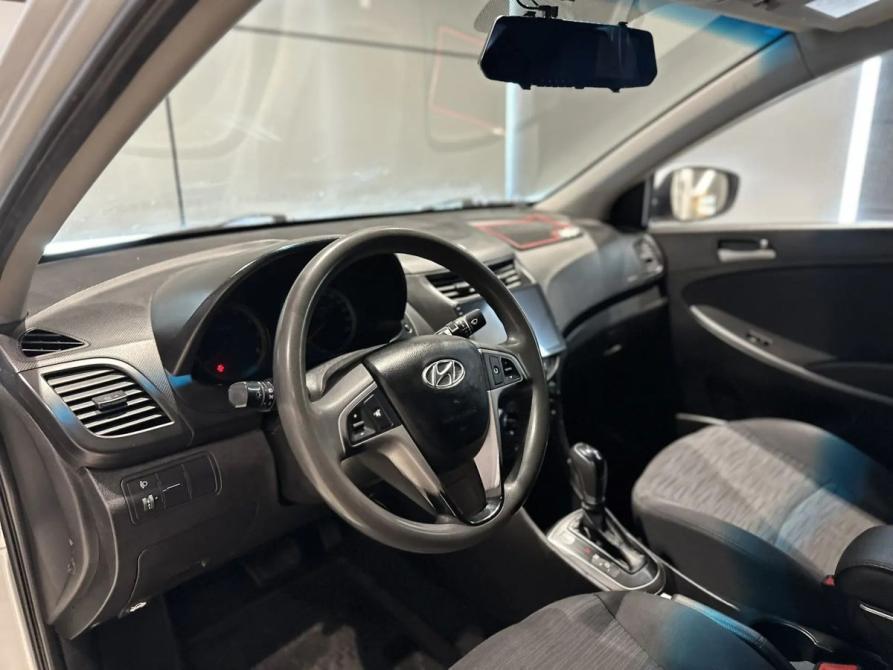 Hyundai Solaris I Рестайлинг Новосибирск  - изображение 11